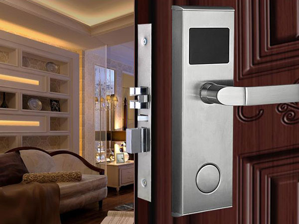 南澳24小时上门开锁公司