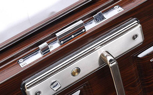 南澳24小时上门开锁公司